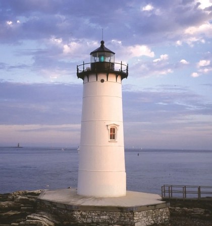 Lighthouse logo